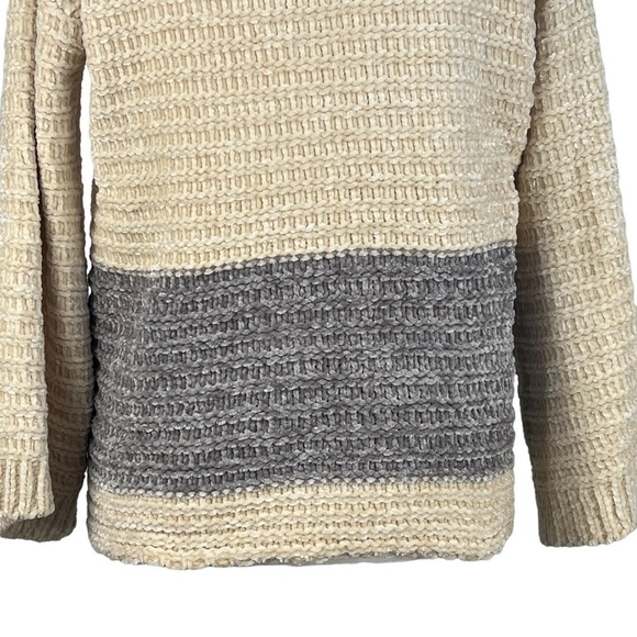 ALYA CHENILLE STYLE PULL OVER SCOOP NECK SWEATER - Picture 7 of 12